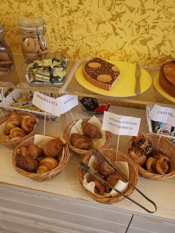 Hotel Dedoni 칼리아리 외부 사진